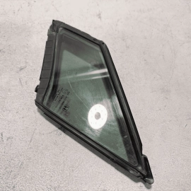 HONDA PILOTT FRONT DRIVER SIDE DOOR FIXED VENT QUARTER WINDOW GLASS OEM 2016-22