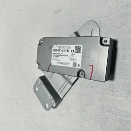 2016 Honda Pilot Elite Satellite Tuner Remote Control Module Unit OEM