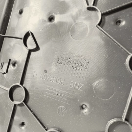 2021 VOLKSWAGEN ATLAS SEL FRONT RIGHT PASSENGER SIDE DOOR TRIM PANEL COVER OEM