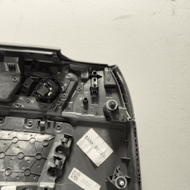 2021 VOLKSWAGEN ATLAS SEL FRONT RIGHT PASSENGER SIDE DOOR TRIM PANEL COVER OEM