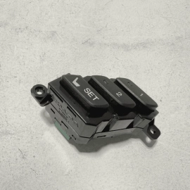 ACURA TLX 2015-2020 FRONT LEFT DRIVER SIDE DOOR SEAT MEMORY ADJUST SWITCH OEM ACURA TLX 2015-2020 FRONT LEFT DRIVER SIDE DOOR SEAT MEMORY ADJUST SWITCH OEM