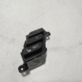 ACURA TLX 2015-2020 FRONT LEFT DRIVER SIDE DOOR SEAT MEMORY ADJUST SWITCH OEM ACURA TLX 2015-2020 FRONT LEFT DRIVER SIDE DOOR SEAT MEMORY ADJUST SWITCH OEM