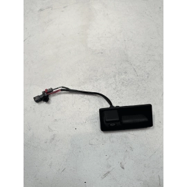 2020-2022 VOLKSWAGEN  ATLAS TAILGATE LIFTGATE RELEASE OPENER HANDLE & CAMERA OEM