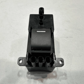 2016 - 2022 HONDA PILOT REAR LEFT OR RIGHT DOOR WINDOW CONTROL SWITCH OEM 2016 - 2022 HONDA PILOT REAR LEFT OR RIGHT DOOR WINDOW CONTROL SWITCH OEM