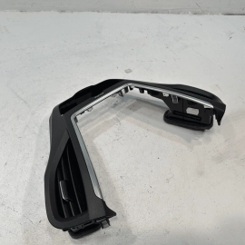 ACURA MDX DASH DASHBOARD CENTER AIR VENT TRIM COVER PANEL BEZEL OEM 2014 - 2020 ACURA MDX DASH DASHBOARD CENTER AIR VENT TRIM COVER PANEL BEZEL OEM 2014 - 2020