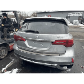 ACURA MDX FENDER FRONT RIGHT PASSENGER SIDE PANEL NH830M silver OEM 2017-2020