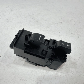 2017-2020 Acura MDX Front Right Passener Door Window Control Switch OEM 2017-2020 Acura MDX Front Right Passener Door Window Control Switch OEM