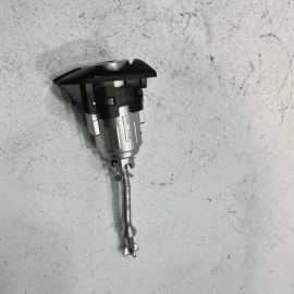 TOYOTA CAMRY FRONT LEFT DRIVER SIDE DOOR LOCK CYLINDER HANDLE OEM 2018 - 2024