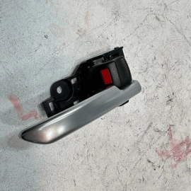 TOYOTA CAMRY REAR OR FRONT PASSENGER SIDE DOOR INTERIOR INNER HANDLE 2018-24 OEM