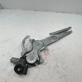 TOYOTA CAMRY FRONT PASSENGER SIDE DOOR WINDOW REGULATOR W/ MOTOR 2018-2025 OEM