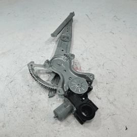 TOYOTA CAMRY FRONT PASSENGER SIDE DOOR WINDOW REGULATOR W/ MOTOR 2018-2025 OEM