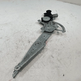 TOYOTA CAMRY FRONT PASSENGER SIDE DOOR WINDOW REGULATOR W/ MOTOR 2018-2025 OEM