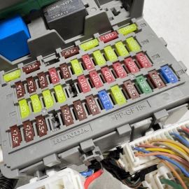 2018-2020 ACURA TLX A-SPEC CABIN POWER DISTRIBUTION FUSE RELAY BOX MODULE  OEM