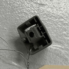 2007-2013 MERCEDES S550 W221 FRONT LEFT OR RIGHT SIDE SUN VISOR CLIP HOLDER