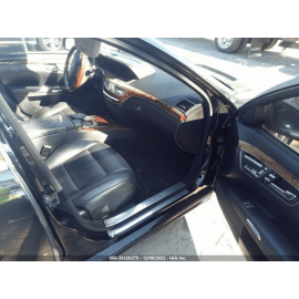 2007-2013 MERCEDES S550 W221 FRONT LEFT OR RIGHT SIDE SUN VISOR CLIP HOLDER