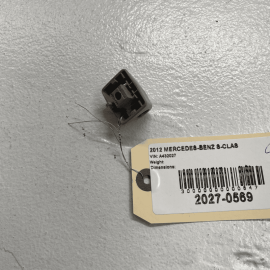 2007-2013 MERCEDES S550 W221 FRONT LEFT OR RIGHT SIDE SUN VISOR CLIP HOLDER