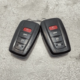 2018-2023 Toyota Camry Smart Keyless Entry Key Fob Set of 2 OEM 2018-2023 Toyota Camry Smart Keyless Entry Key Fob Set of 2 OEM