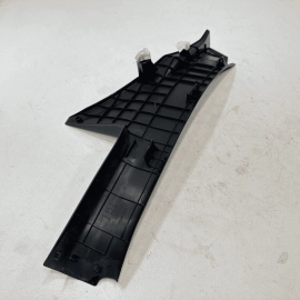 2018 - 2024 TOYOTA CAMRY REAR RIGHT PASSENGER SIDE SILL SCUFF PLATE OEM 2018 - 2024 TOYOTA CAMRY REAR RIGHT PASSENGER SIDE SILL SCUFF PLATE OEM