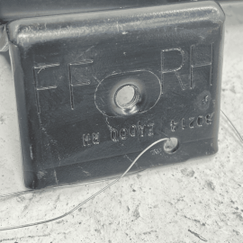 05-18 NISSAN XTERRA Frontier Front Right Door Sash Window Channel 80214EA00