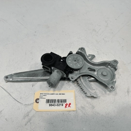 18-2024TOYOTA CAMRY REAR RIGHT PASSENGER SIDE DOOR WINDOW REGULATOR & MOTOR OEM