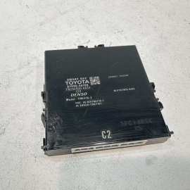 Keyless Smart Key Control Module UnitToyota Camry 2018-2020 OEM