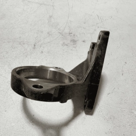 TOYOTA CAMRY 3.5L FWD FRONT RIGHT AXLE SHAFT BEARING SUPPORT BRACKET OEM 2018-24