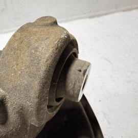 TOYOTA CAMRY XSE 2.5L REAR LEFT DRIVER SIDE SPINDLE KNUCKLE HUB OEM 2018 - 2024