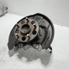 TOYOTA CAMRY XSE 2.5L REAR LEFT DRIVER SIDE SPINDLE KNUCKLE HUB OEM 2018 - 2024