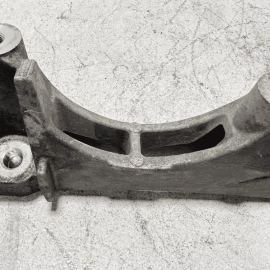 TOYOTA CAMRY FWD FRONT PASSENGER ENGINE FRAME MOUNT SUPPORT BRACKET OEM 2018-24