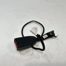 2016-2022 Honda Pilot Front Right Passenger Side Seatbelt Seat Belt Buckle OEM