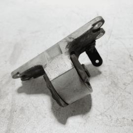 2018-2024 TOYOTA CAMRY 3.5L XLE XSE REAR TRANSMISSION MOUNT BRACKET SUPPORT OEM