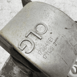 2018-2024 TOYOTA CAMRY 3.5L XLE XSE REAR TRANSMISSION MOUNT BRACKET SUPPORT OEM