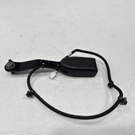 2016-2022 Honda Pilot Front Left Driver Side Seatbelt Seat Belt Buckle OEM