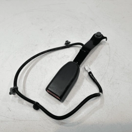 2016-2022 Honda Pilot Front Left Driver Side Seatbelt Seat Belt Buckle OEM