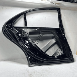 2014-2017 Mercedes S550 Rear Left Driver Side Exterior Door Shell *040* OEM