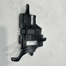 2014 - 2017 MERCEDES S550 W222 FRONT DASHBOARD POWER FUSE BOX OEM