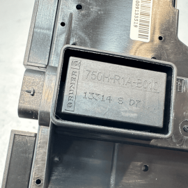 2014 - 2017 MERCEDES S550 W222 FRONT DASHBOARD POWER FUSE BOX OEM