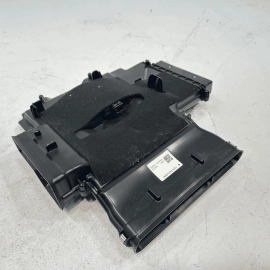 14-2017 MERCEDES S550 FRONT RIGHT PASSENGER SIDE UNDER SEAT AIR VENT DUCT OEM