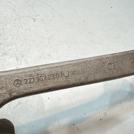 Mercedes S550 W222 Rear Passenger Side Tie Rod Lateral Control Arm 2014-2020 OEM Mercedes S550 W222 Rear Passenger Side Tie Rod Lateral Control Arm 2014-2020 OEM