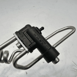 2014-2017 Mercedes-Benz S 550 Windshield Washer Fluid Reservoir Heater Valve OEM