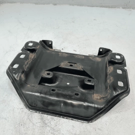 AWD Transmission Mount Bracket Support Mercedes W222 S550 2014-2017 OEM
