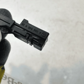 14-2017 MERCEDES S550 W222 REAR PASSENGER SIDE DOOR SILL TRIM COVER PANEL OEM