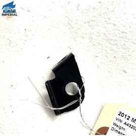 REAR SEAT BACK PAD LOWER LEFT DRIVER SIDE BRACKET OEM 2007-13 MERCEDES S550