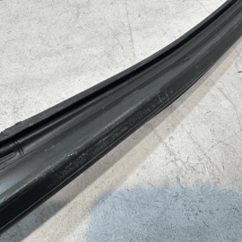 MERCEDES S550 W222 FRONT DRIVER DOOR WINDOW RUN CHANNEL SEAL MOLDING OEM 2014-17