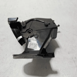 2014-2017 Mercedes S 550 Front Left Driver Side Heater Air Duct Distributor OEM