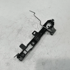 2018-2022 HONDA ACCORD FRONT LEFT DRIVER SIDE EXTERIOR DOOR HANDLE BASE OEM