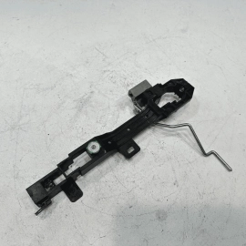 2018-2022 HONDA ACCORD FRONT LEFT DRIVER SIDE EXTERIOR DOOR HANDLE BASE OEM