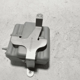 2014 Mercedes-Benz S 550 Vacuum Valve Pump Reservoir Tank OEM