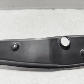 2014-2017 Mercedes-Benz S550 Front Left Side Fender Rearward Seal Cover OEM