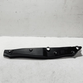 2014-2017 Mercedes-Benz S550 Front Left Side Fender Rearward Seal Cover OEM
